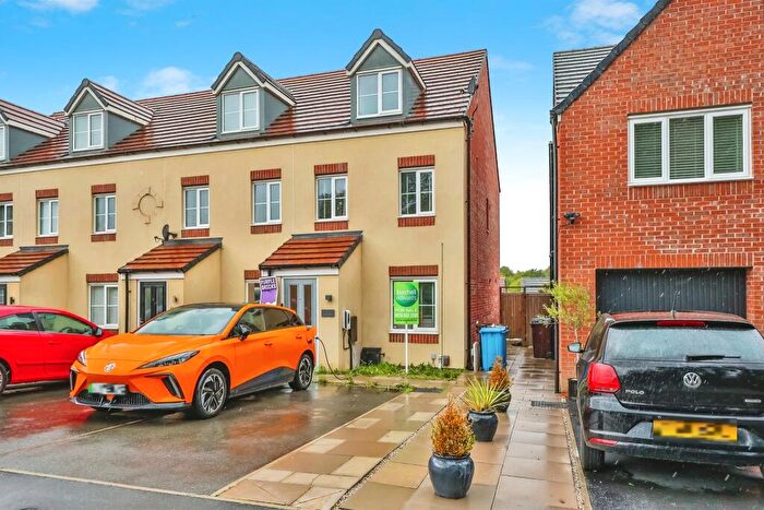 3 Bedroom End Of Terrace House For Sale In Slater Way, Ilkeston, DE7