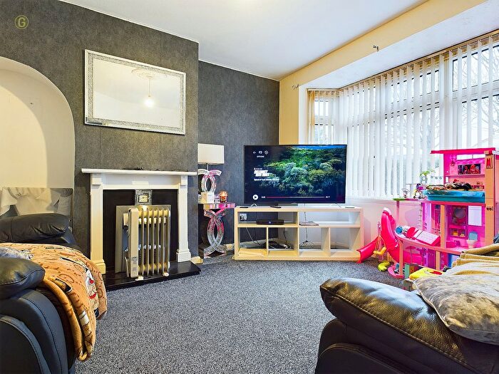 3 Bedroom Terraced House For Sale In Twickenham Road, Kingstanding, Birmingham, B44