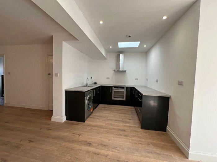 4 Bedroom Terraced House To Rent In Windmill Road, Coventry, CV6