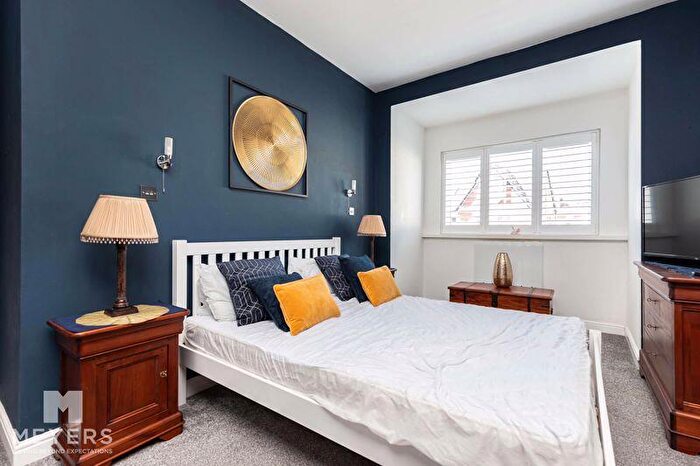 1 Bedroom Apartment To Rent In Princess Court, - Sea Road, Bournemouth, BH5