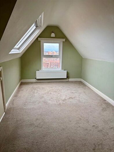 1 Bedroom Flat To Rent In Balmoral Road, St. Andrews, Bristol, BS7
