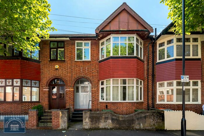 3 Bedroom Terraced House To Rent In Crofton Road, London, E13