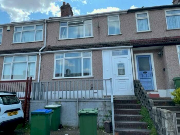 2 Bedroom House To Rent In Elstree Gardens, Belvedere, DA17