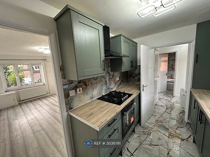 1 Bedroom Bungalow To Rent In Clarence Way, Reading, RG31