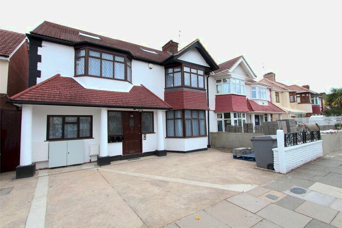 1 Bedroom Flat To Rent In Park Avenue North, London, NW10