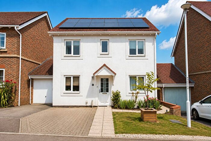 4 Bedroom Detached House For Sale In Atkinson Road, Hawkinge, Folkestone, Kent, CT18