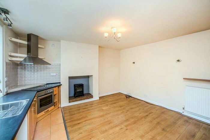 1 Bedroom End Of Terrace House For Sale In Greenhill Bank Road, New Mill, Holmfirth, West Yorkshire, HD9
