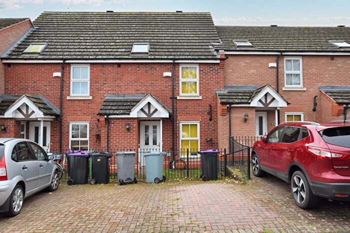 3 Bedroom Terraced House For Sale In Christ Church Close, Stamford, PE9