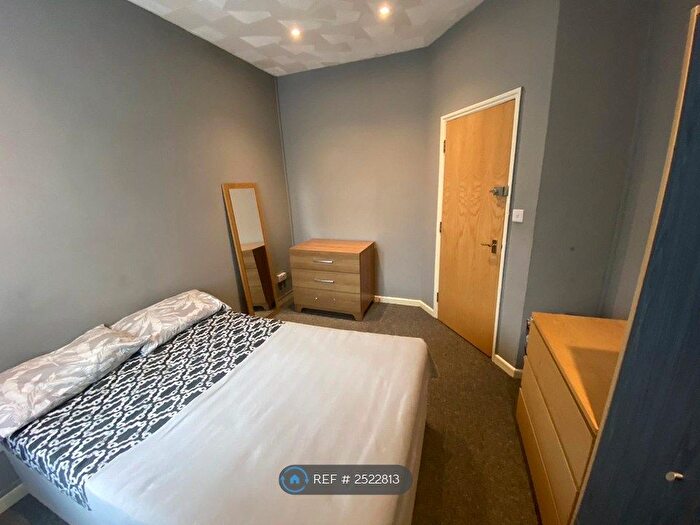 3 Bedroom Flat To Rent In Derby Road, Southampton, SO14