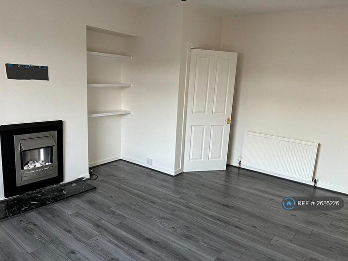 2 Bedroom Flat To Rent In Annandale Crescent, Crosshouse, KA2