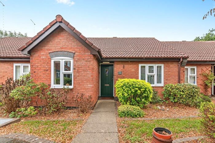 2 Bedroom Bungalow For Sale In Kingfishers Court, West Bridgford, Nottingham, Nottinghamshire, NG2