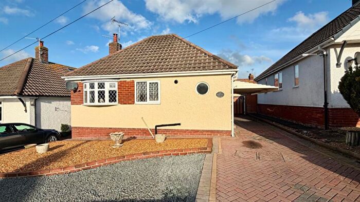 2 Bedroom Detached Bungalow For Sale In Marston Drive, Rhos On Sea, Colwyn Bay, LL28