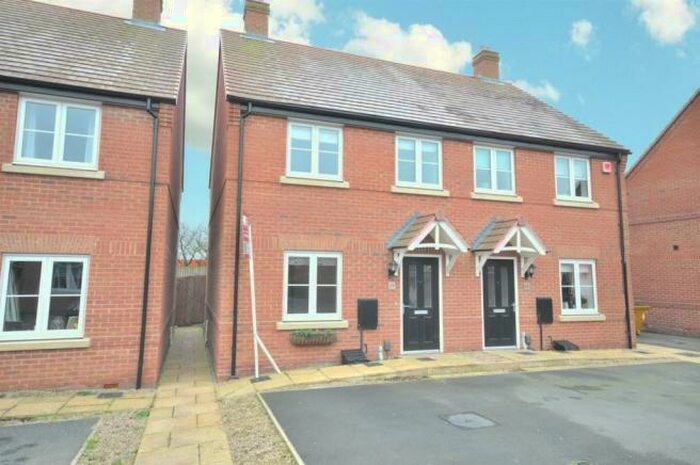 3 Bedroom House To Rent In Southfield Grove, Bingham, NG13