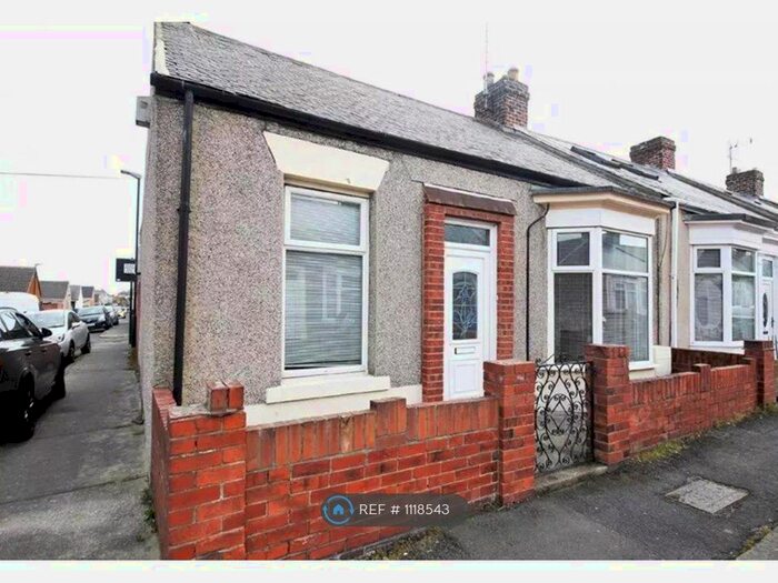2 Bedroom End Of Terrace House To Rent In Howarth Street, Sunderland, SR4