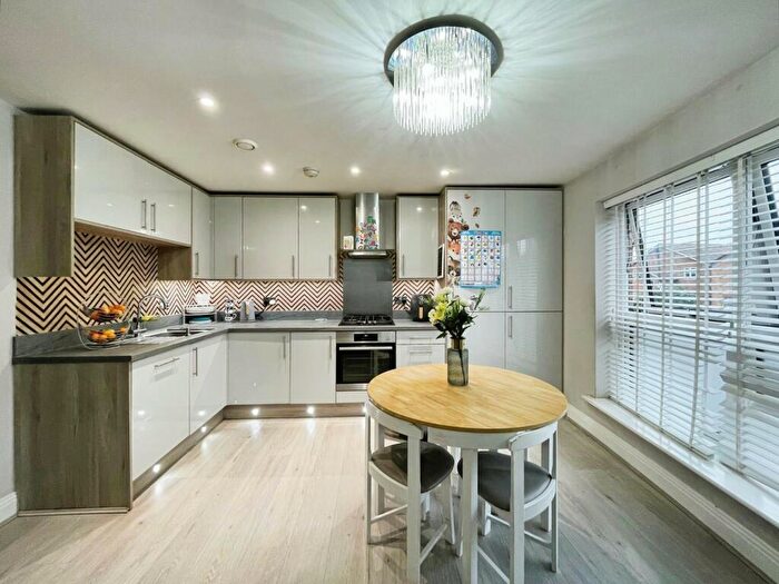 2 Bedroom Apartment To Rent In Windsor Road, Slough, SL1