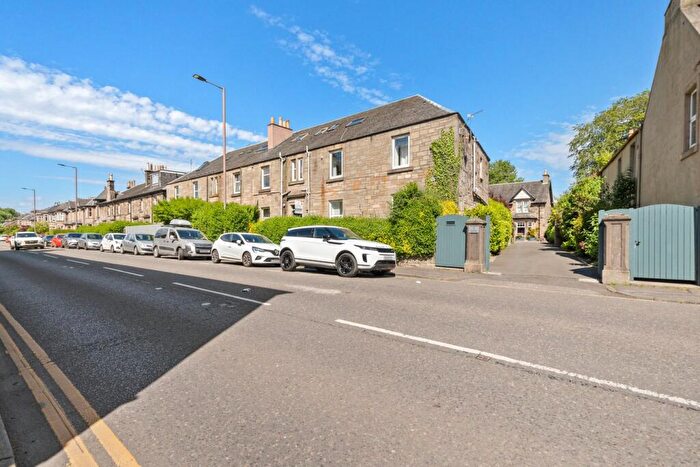 2 Bedroom Maisonette For Sale In Main Street, Stirling, FK7