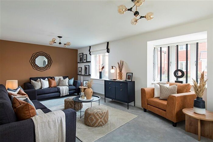 4 Bedroom Detached House For Sale In Chestnut Grove, Borden, Sittingbourne, Kent, ME9