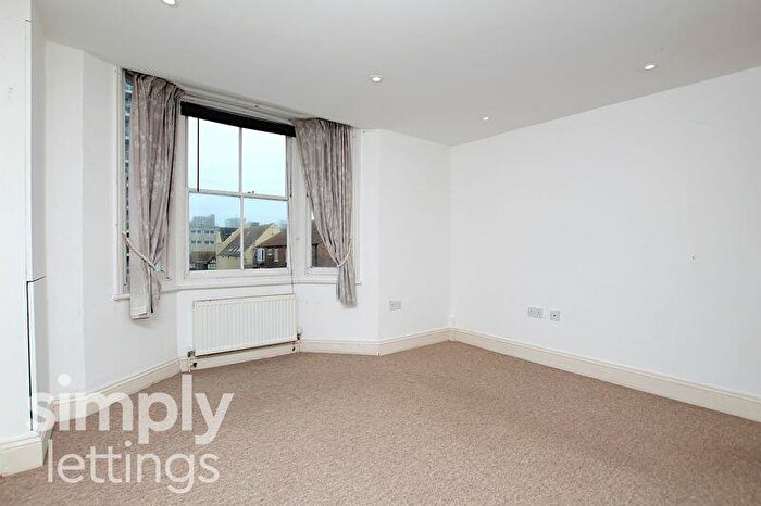1 Bedroom Flat To Rent In Devonshire Place, Brighton, BN2