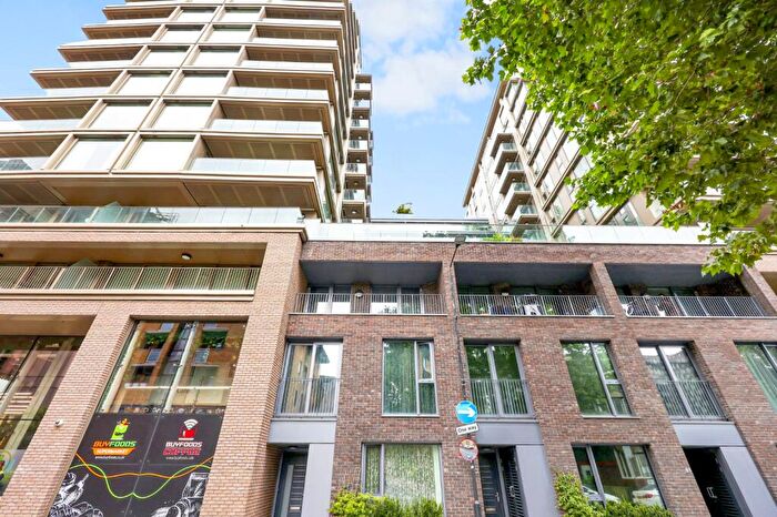 2 Bedroom Apartment To Rent In Royal Mint Street, E1