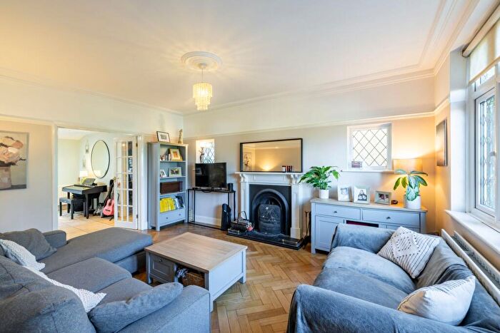 5 Bedroom Detached House For Sale In Hartley Down, Purley, CR8