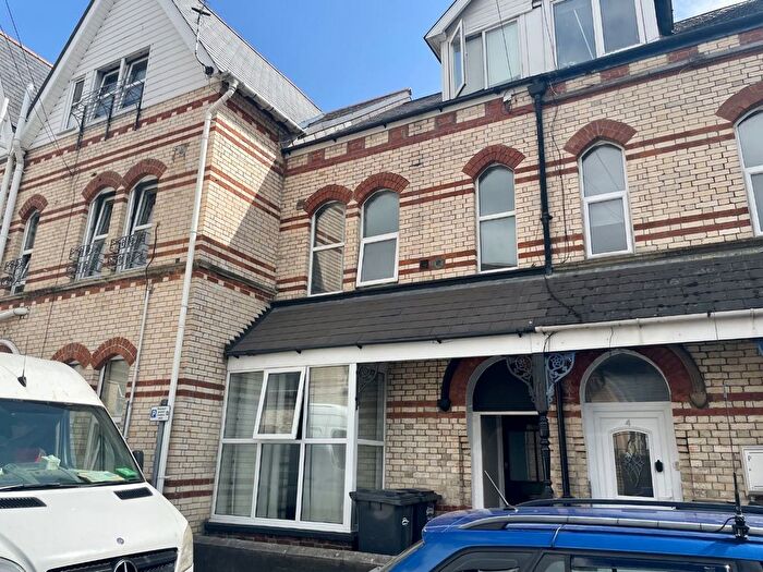 1 Bedroom Flat To Rent In Bedford Street, Barnstaple, EX32