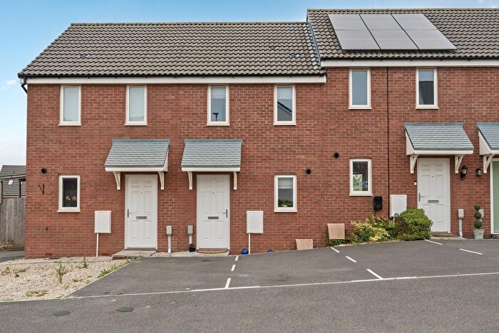 2 Bedroom Terraced House For Sale In Pincombe Road, Bideford, EX39