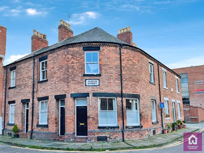 2 Bedroom Flat To Rent In Albion Street, Chester, Cheshire, CH1