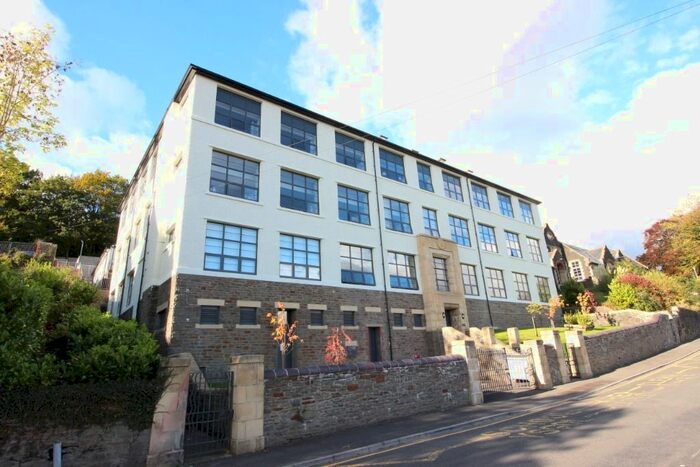 1 Bedroom Flat To Rent In Pontypridd House, Tyfica Road, Graigwen, Pontypridd, CF37