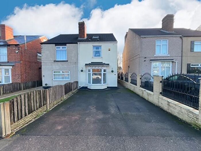 3 Bedroom Semi Detached House For Sale In Aughton Road, Swallownest, Sheffield, Rotherham, S26