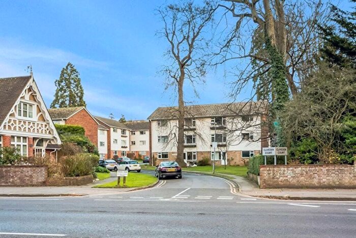 2 Bedroom Flat For Sale In Cliveden Close, Brighton, East Sussex, BN1