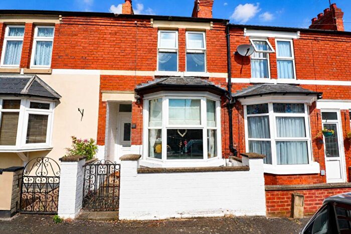 2 Bedroom Terraced House For Sale In Brookfield Road, Rushden, NN10