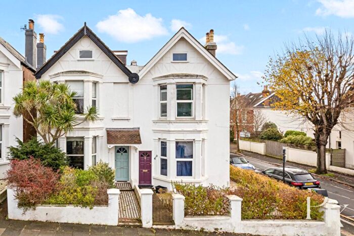 4 Bedroom Semi-Detached House For Sale In Fonthill Road, Hove, BN3