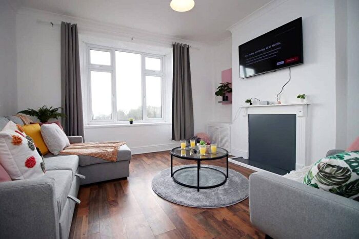 4 Bedroom Terraced House To Rent In Picton Terrace, Swansea, SA1