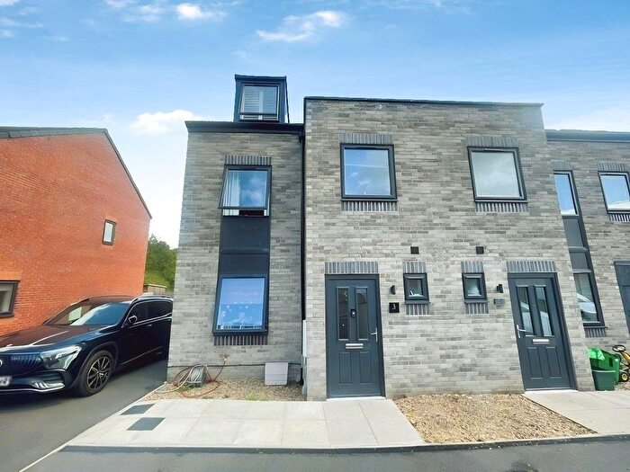 3 Bedroom Terraced House For Sale In Dunlin Close, Carlisle, CA2