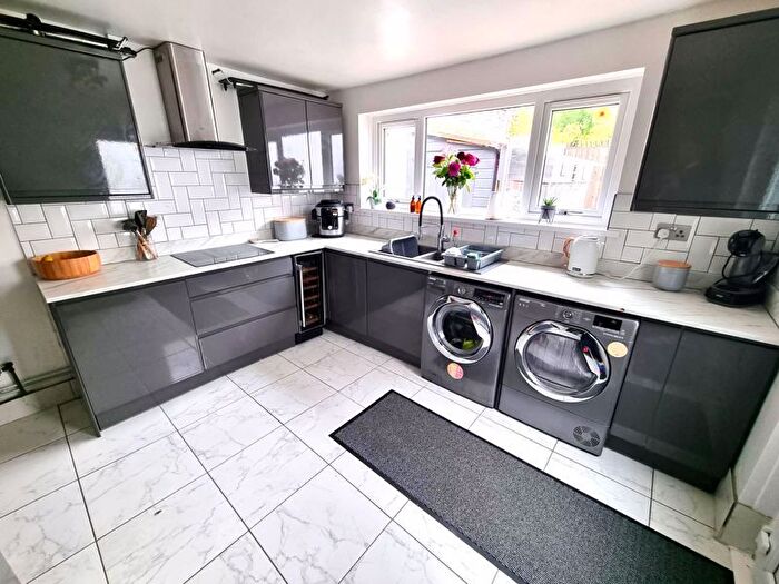 3 Bedroom Terraced House For Sale In High Street, Abertridwr, Caerphilly, CF83