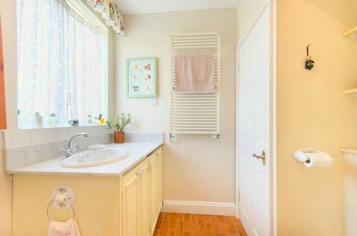 1 Bedroom Flat For Sale In Ifield Road, Chelsea, London, SW10