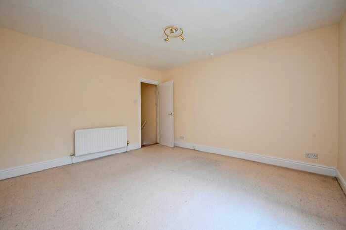 2 Bedroom Terraced House For Sale In Bird Ith Hand, Ormskirk, L39