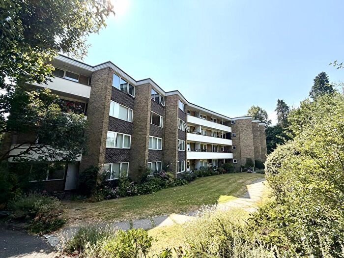 2 Bedroom Apartment To Rent In Bassett, SO16
