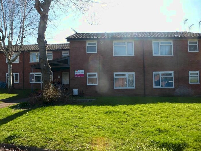 1 Bedroom Flat To Rent In Springfield Avenue, Helsby, Frodsham, WA6