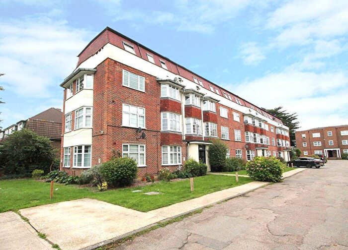 2 Bedroom Flat For Sale In Briar Court, London Road, Cheam, SM3