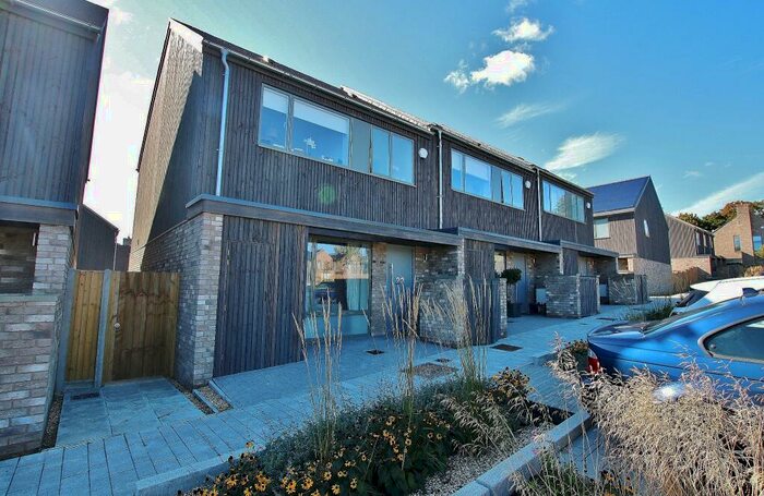 3 Bedroom End Of Terrace House To Rent In Eversley Gardens, Kings Worthy, Winchester Unfurnished, SO23