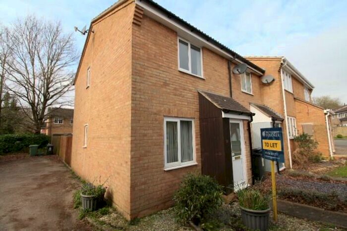 2 Bedroom End Of Terrace House To Rent In Alderwood, Chineham, Basingstoke, RG24