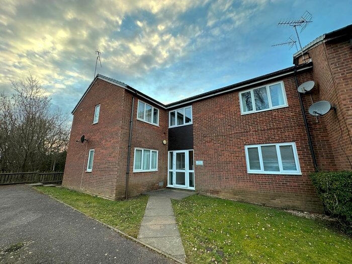1 Bedroom Studio To Rent In Wheat Close, Sandridge, St. Albans, AL4
