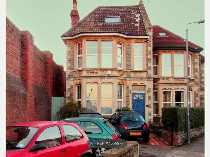 6 Bedroom Terraced House To Rent In Longmead Avenue, Bristol, BS7
