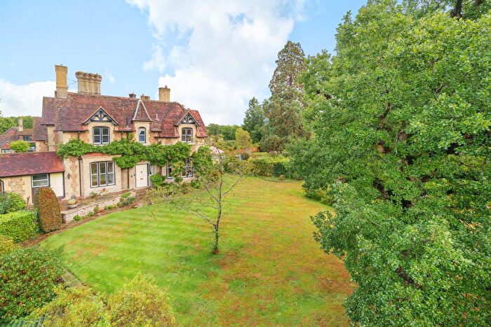 3 Bedroom Terraced House For Sale In Burford Lea, Elstead, GU8