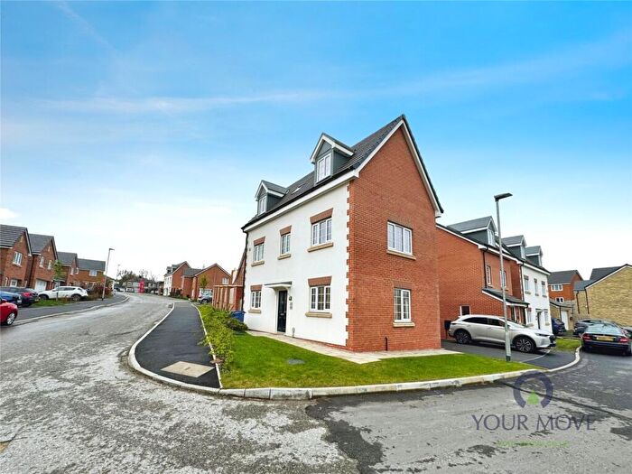 4 Bedroom Detached House To Rent In Entwistle Drive, Blackburn, Lancashire, BB2