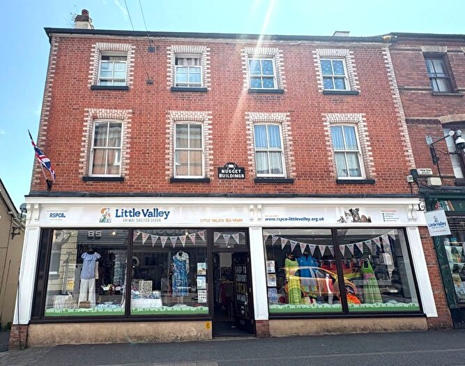 2 Bedroom Flat To Rent In Nugget Buildings, Gold Street, Tiverton, Devon, EX16