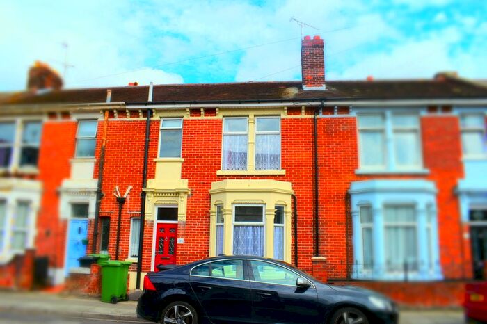 5 Bedroom Terraced House To Rent In Sandringham Road, Fratton, Portsmouth, Hampshire, PO1