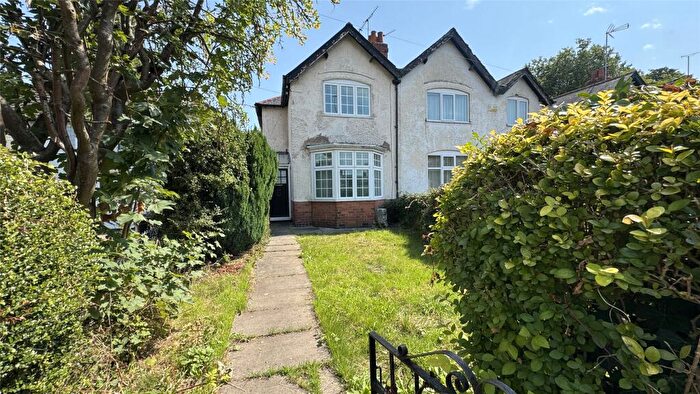 3 Bedroom Semi-Detached House For Sale In Humberstone Drive, Leicester, Leicestershire, LE5