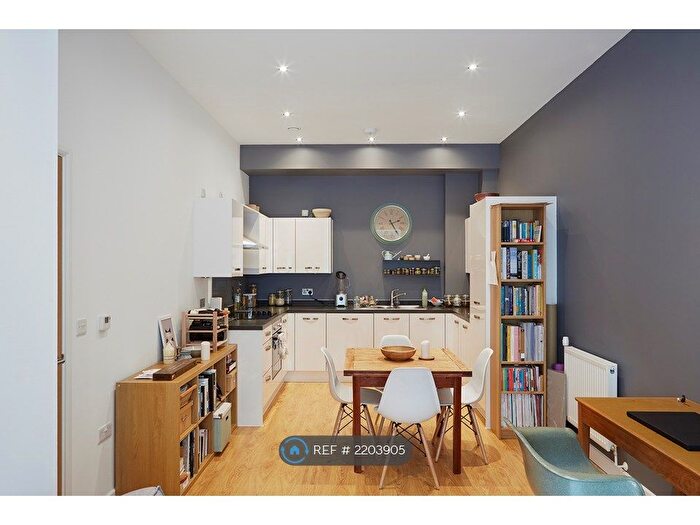 1 Bedroom Flat To Rent In Southampton Way, London, SE5